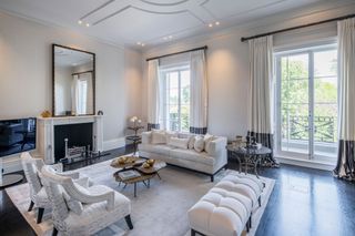 Rothschild House for sale's living room, Beauchamp Estate