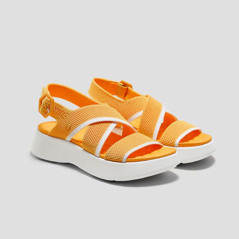 sports sandals, knitted straps and thick sole