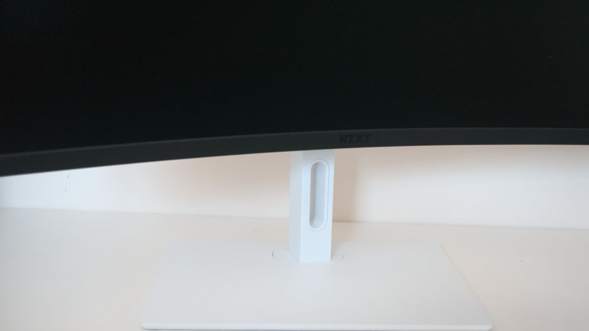 NZXT Canvas 32Q