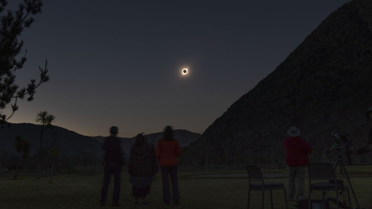 Stars, and more will be visible during the total solar eclipse