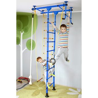 Climbing frame in playroom by Niro Sport