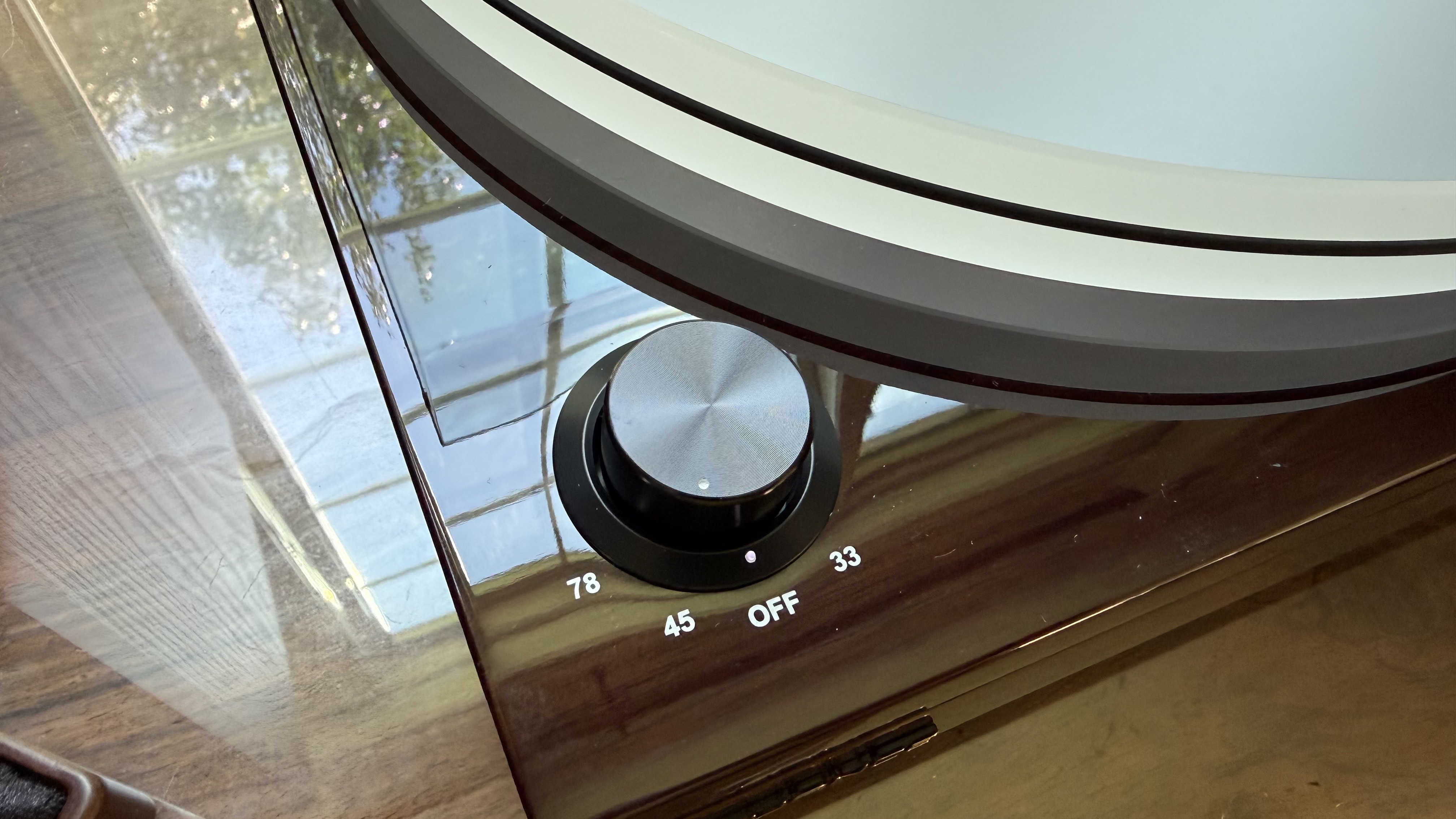 The Fluance RT87 has a speed selector, so no need to change the belt.