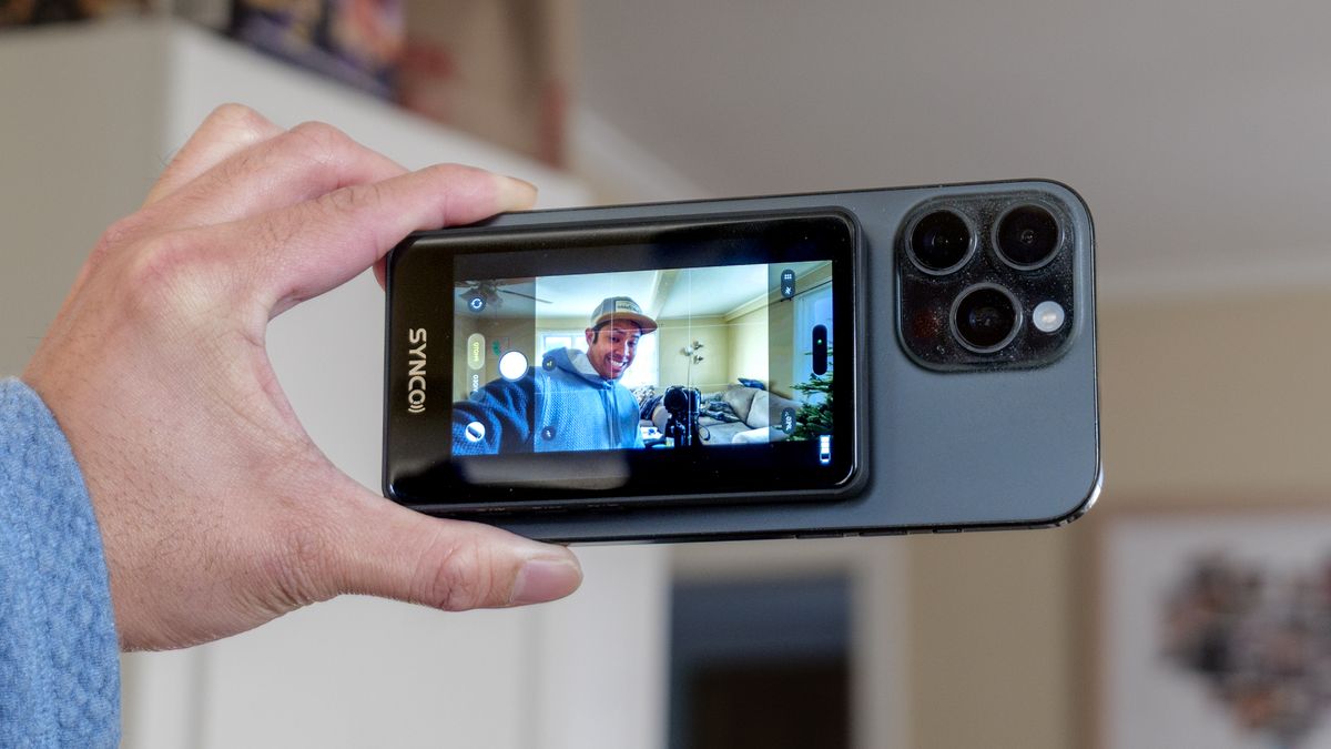 I added a rear screen to my iPhone — and it's a game changer for my selfies and vlogs