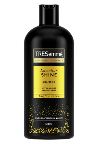 A picture of TRESemmé shampoo, one of the best cheap shampoos.