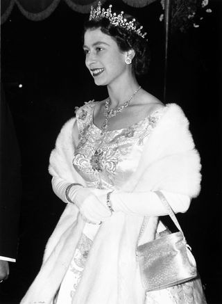 royal beauty - queen elizabeth