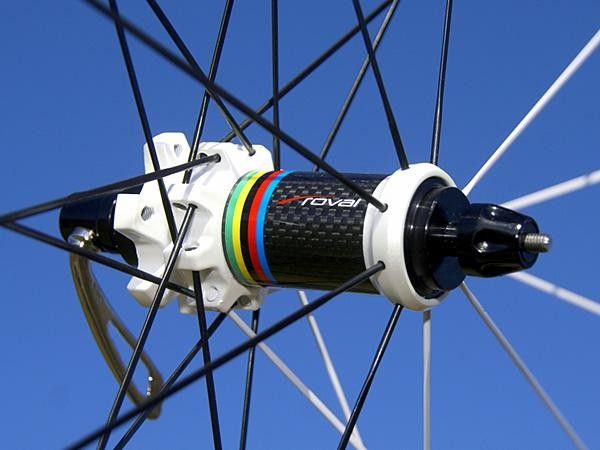 The carbon-tubed front hub can now bear the world championship stripes courtesy of Christoph Sauser.