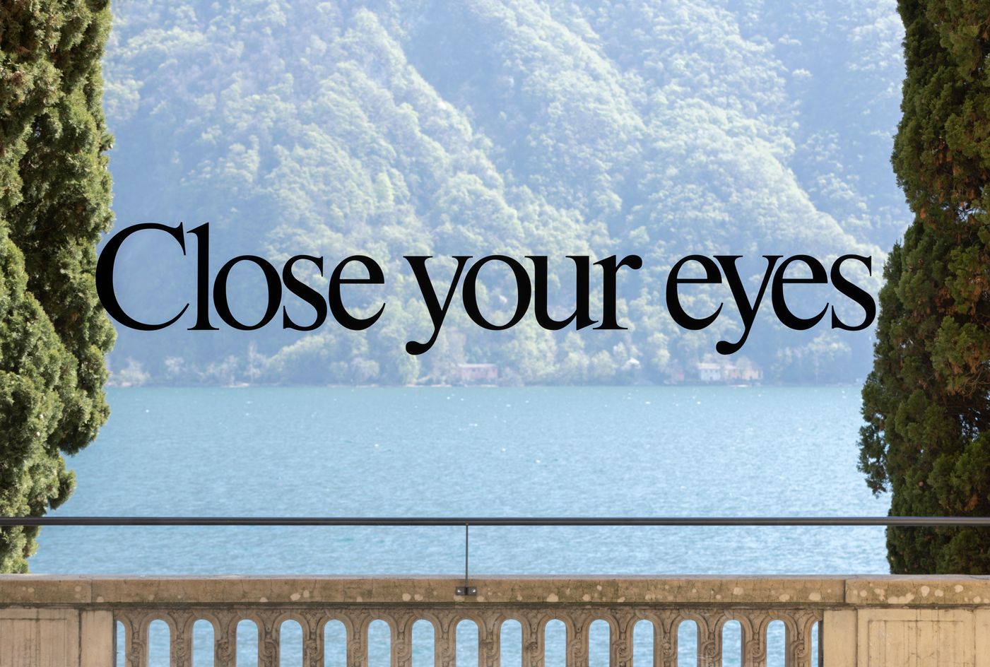 Chaim Steinbach, Close Your Eyes, 2003 - Blick auf die Ausstellung En Lac Incuno, Paley Foundation, Lugano, Schweiz, 2023