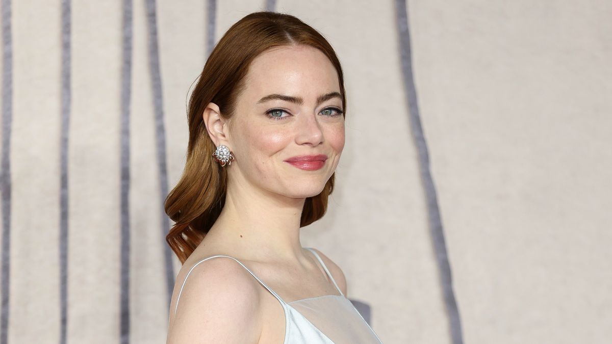 Emma Stone Just Gave a Masterclass on Eyeliner for Almond-Shaped Eyes ...