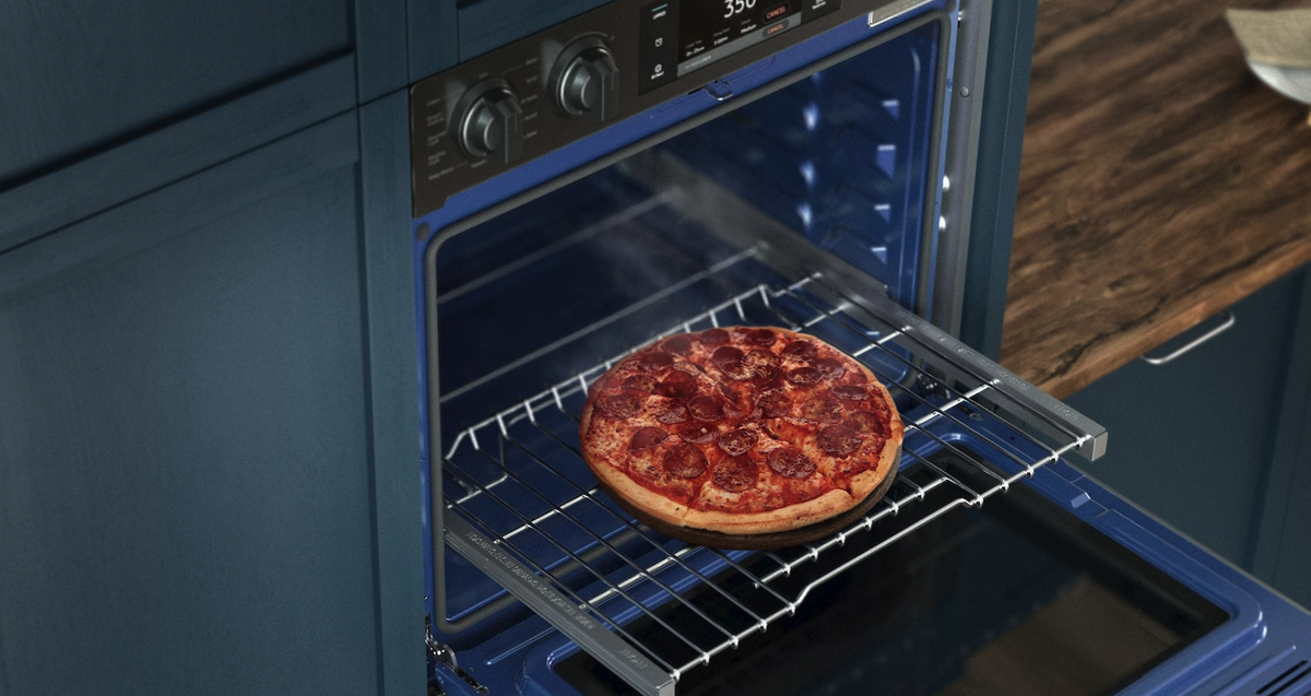 Use the racks in your Samsung wall oven