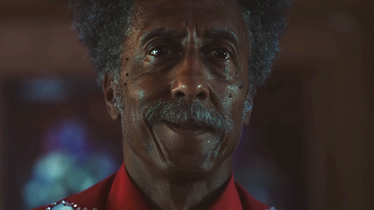 Close-up on Andre Royo's light smile playing disembodied soul in music video for Chris Stapleton's &amp;quot;Think I'm In Love With You&amp;quot;