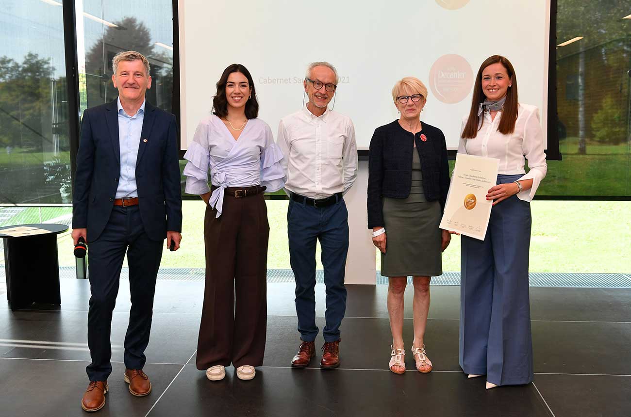 Salon of DWWA winners in Slovenia