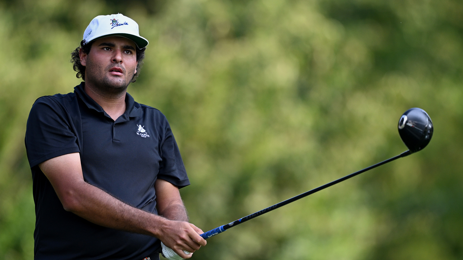 Eugenio Chacarra hits a driver off the tee