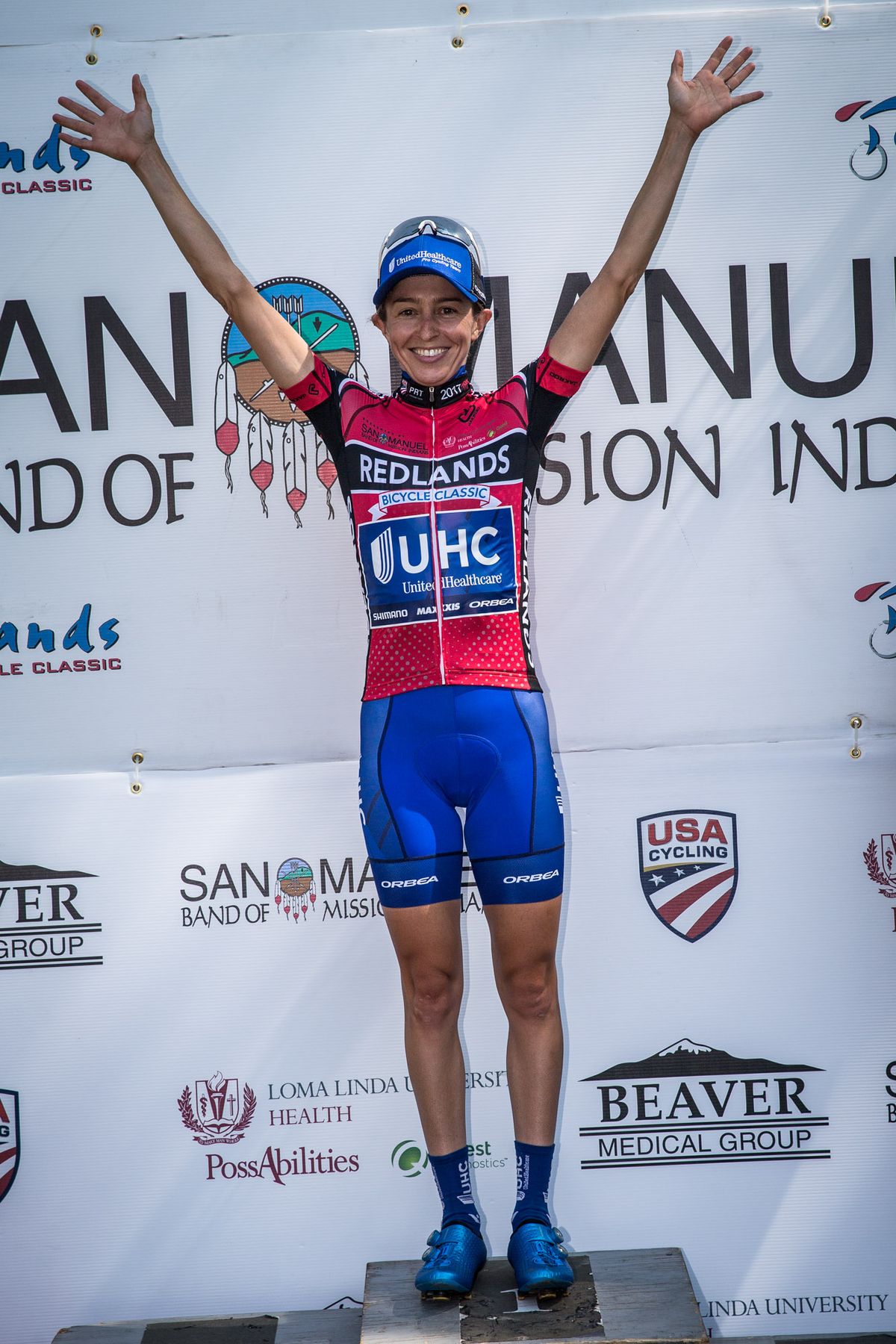 Katie Hall (UnitedHealthcare) moves into the climbers jersey