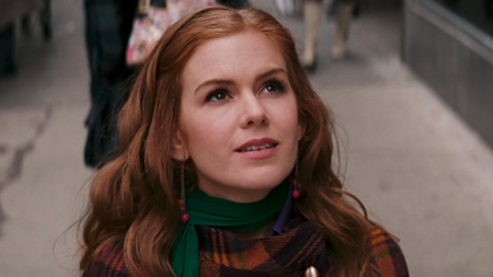 Isla Fisher looking up as Rebecca Bloomwood in Confessions of a Shopaholic