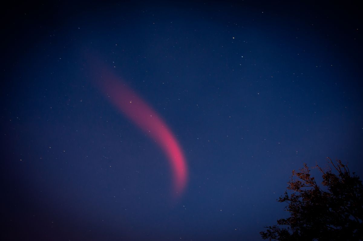 NASA Rocket Launch Paints Night Sky Red (Photos) | Space