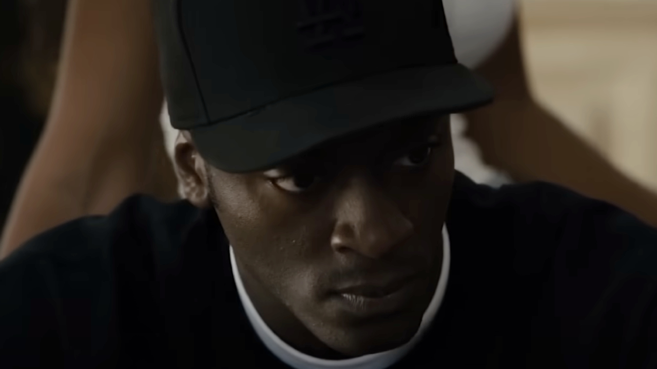 Aldis Hodge as MC Ren looking tense in Straight Outta Compton