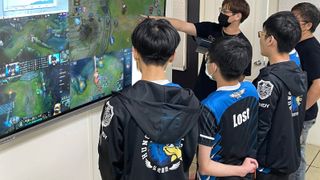  SDVoE Technology Enables Low-Latency and Seamless Switching for Esports Training at Hongguang University.