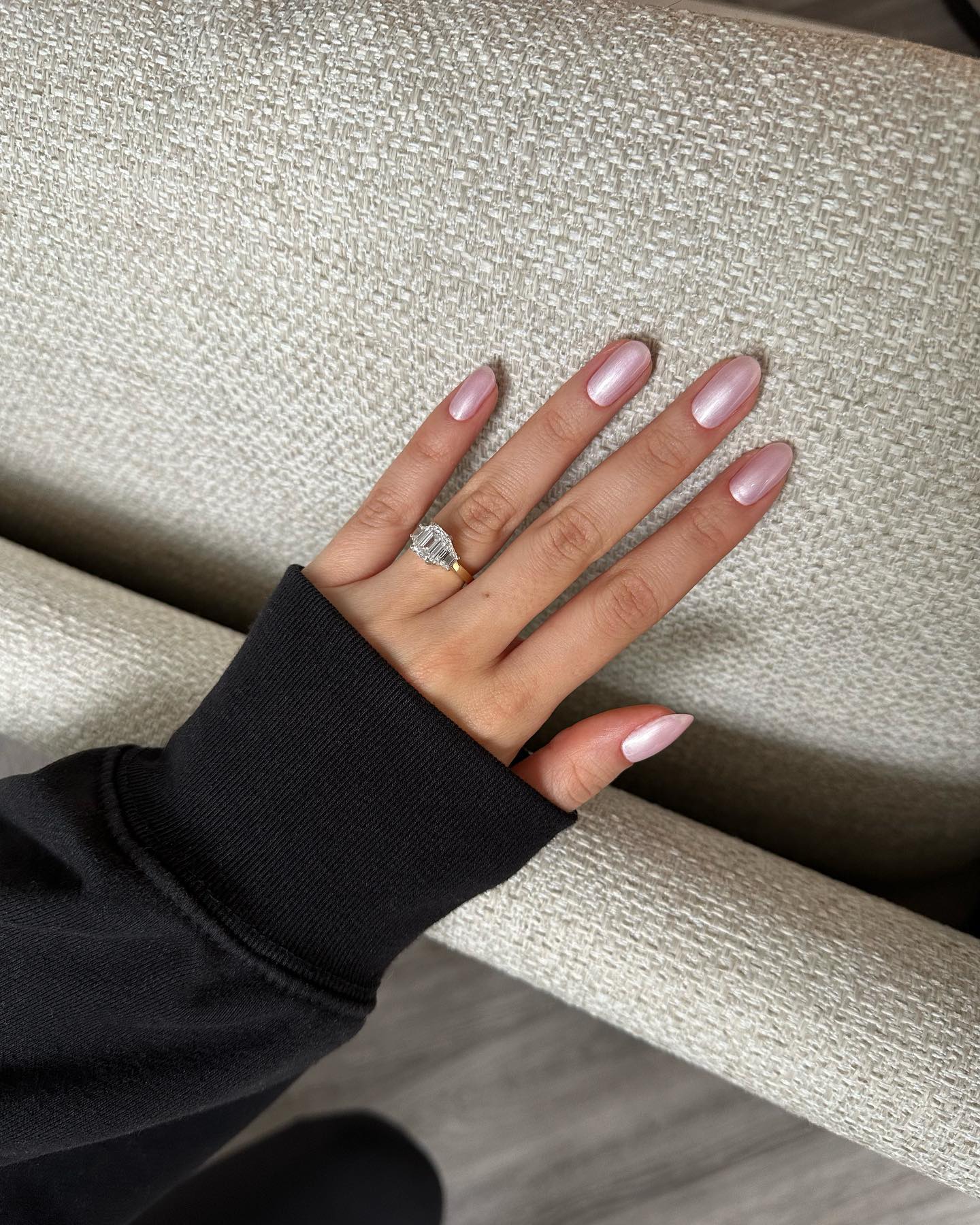 @saruhnails pink pearl nails