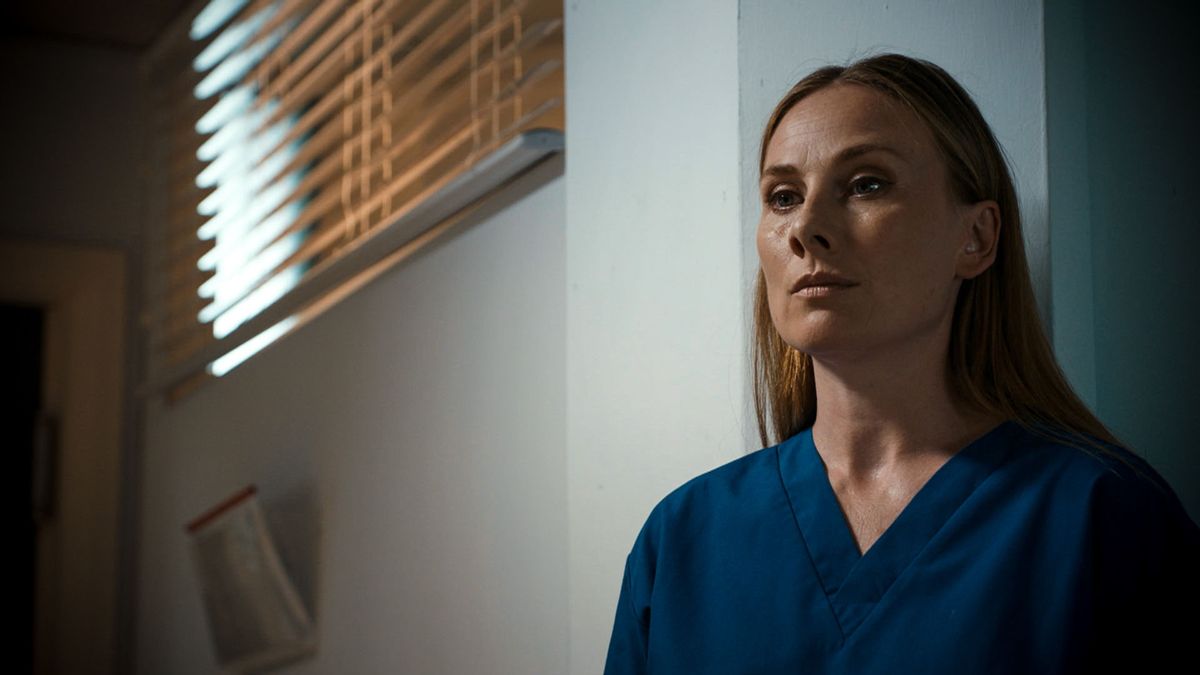 Holby City spoilers: Fletch digs for the TRUTH about Jeni? | What to Watch