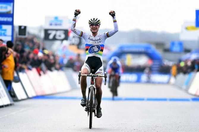 Marianne Vos (Rabo-Liv) nabs her first win of the 2014-2015 'cross season