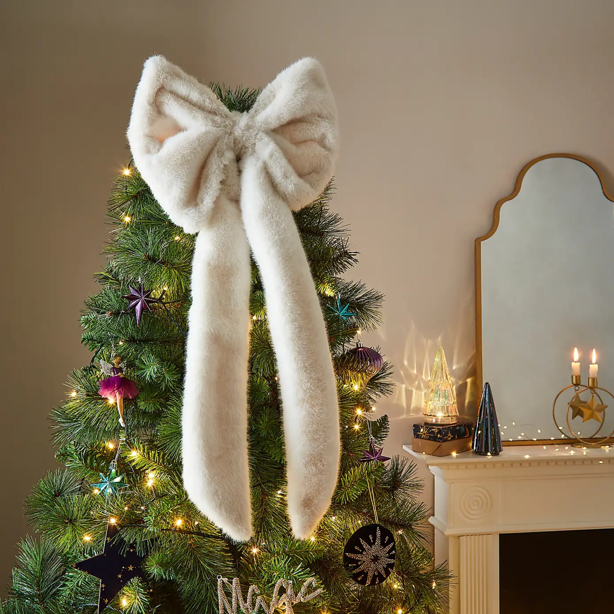 Dunelm Large Ivory Faux Fur Bow with Clip