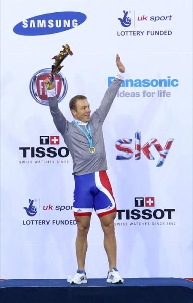 Hoy on the sprint podium top spot