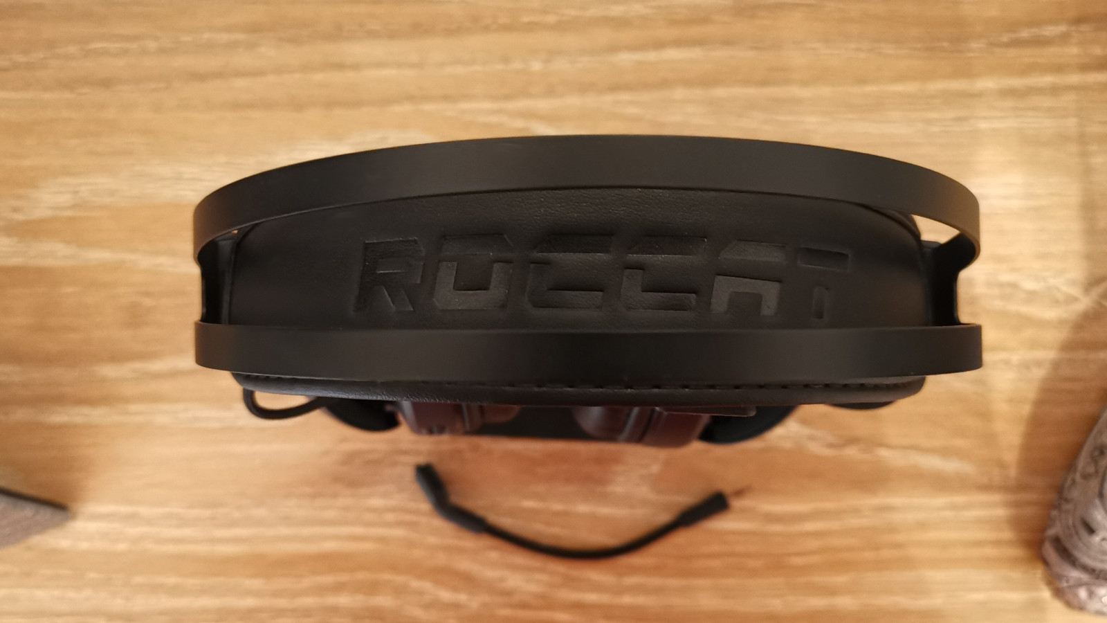 Roccat ELO Air Wireless Gaming Headset