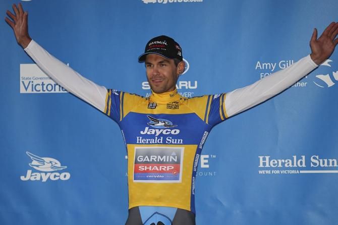 Jack Bauer wears the leades jersey going into stage 1
