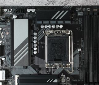 Gigabyte B760M DS3H AX