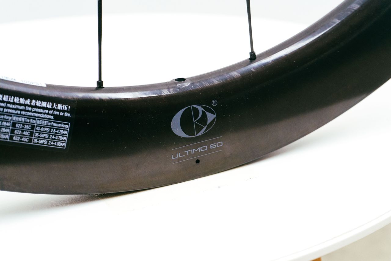 CRW Ultimo 6060
