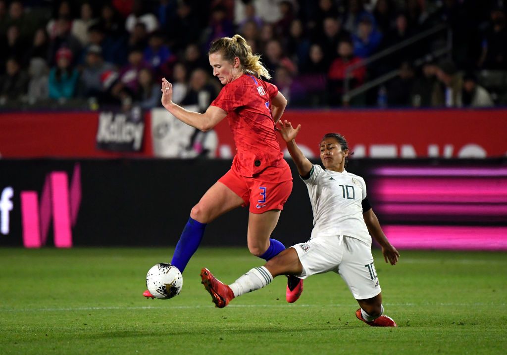 Samantha Mewis.