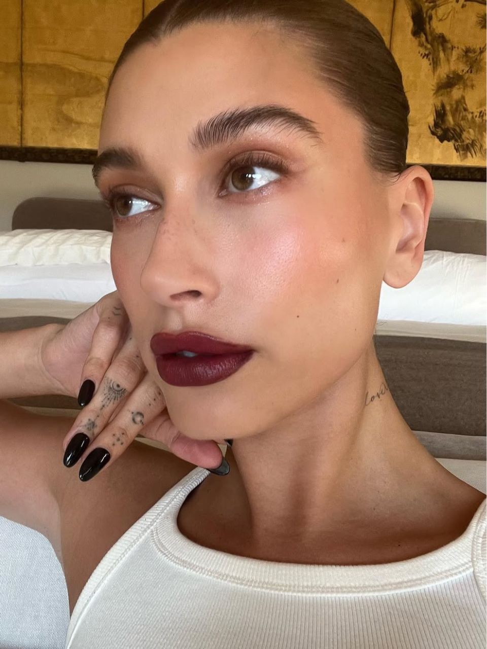 An image featuring @haileybieber