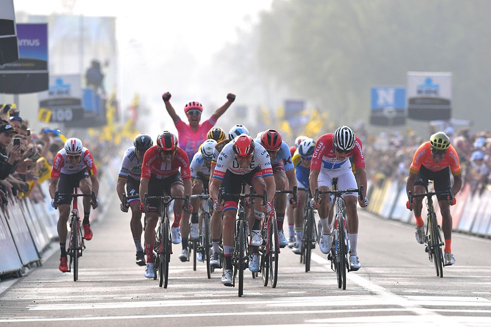 Alexander Kristoff (UAE) sprinting for third at the Tour of Flanders