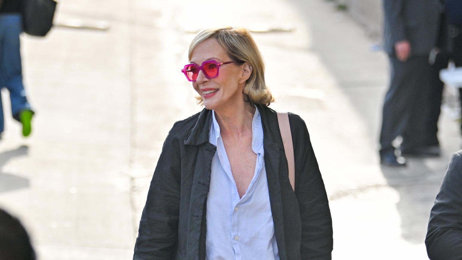 allison janney wearing a flipped bob