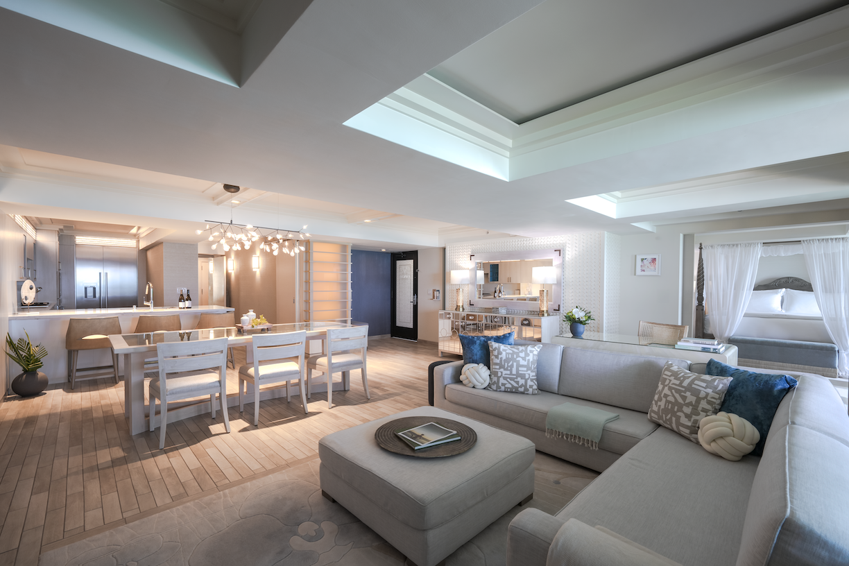 A living room in a suite at the Espacio hotel