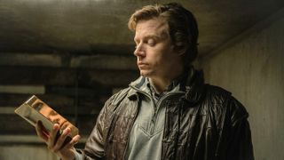 Jack Lowden in season 1 of "The Gold"