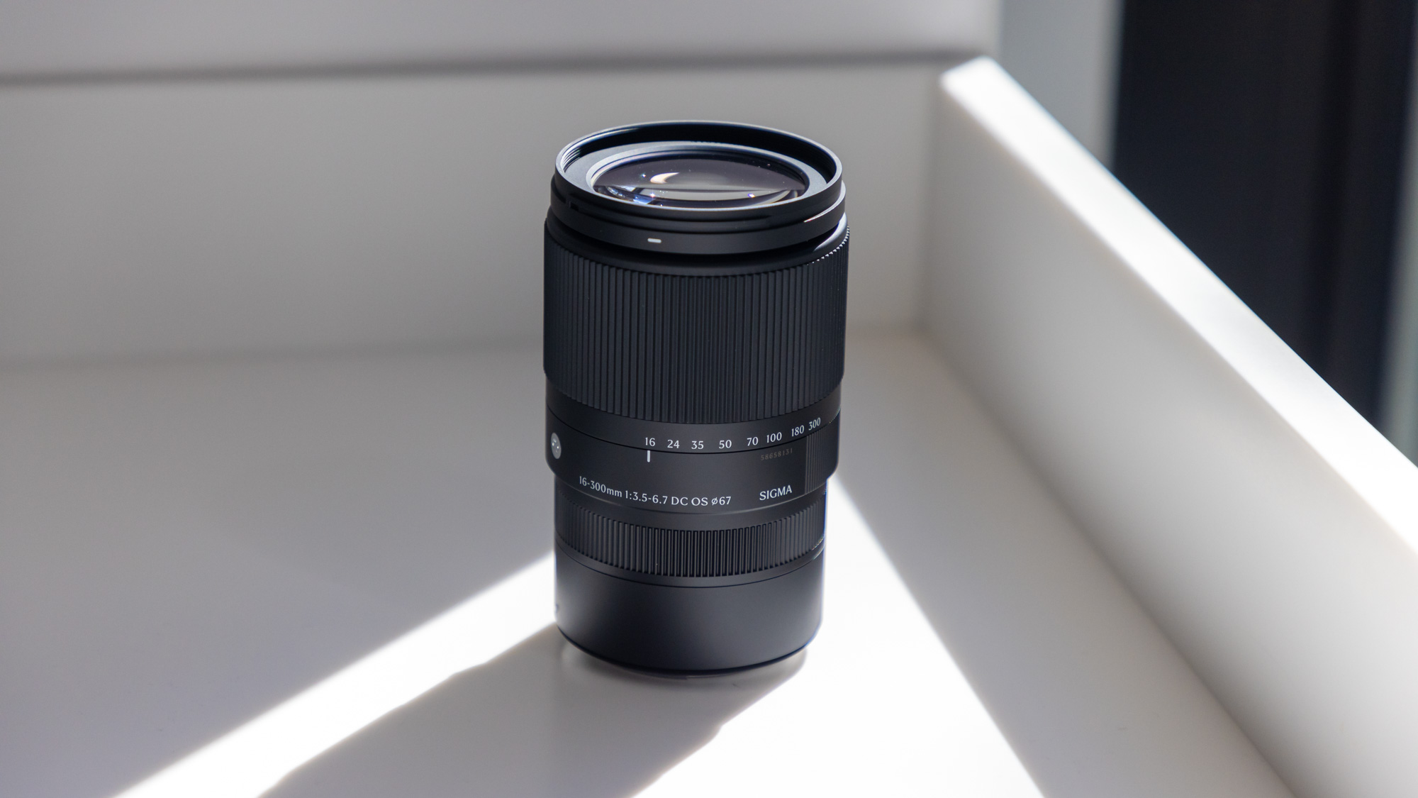 Sigma 16-300mm f3.5-7.1 | C