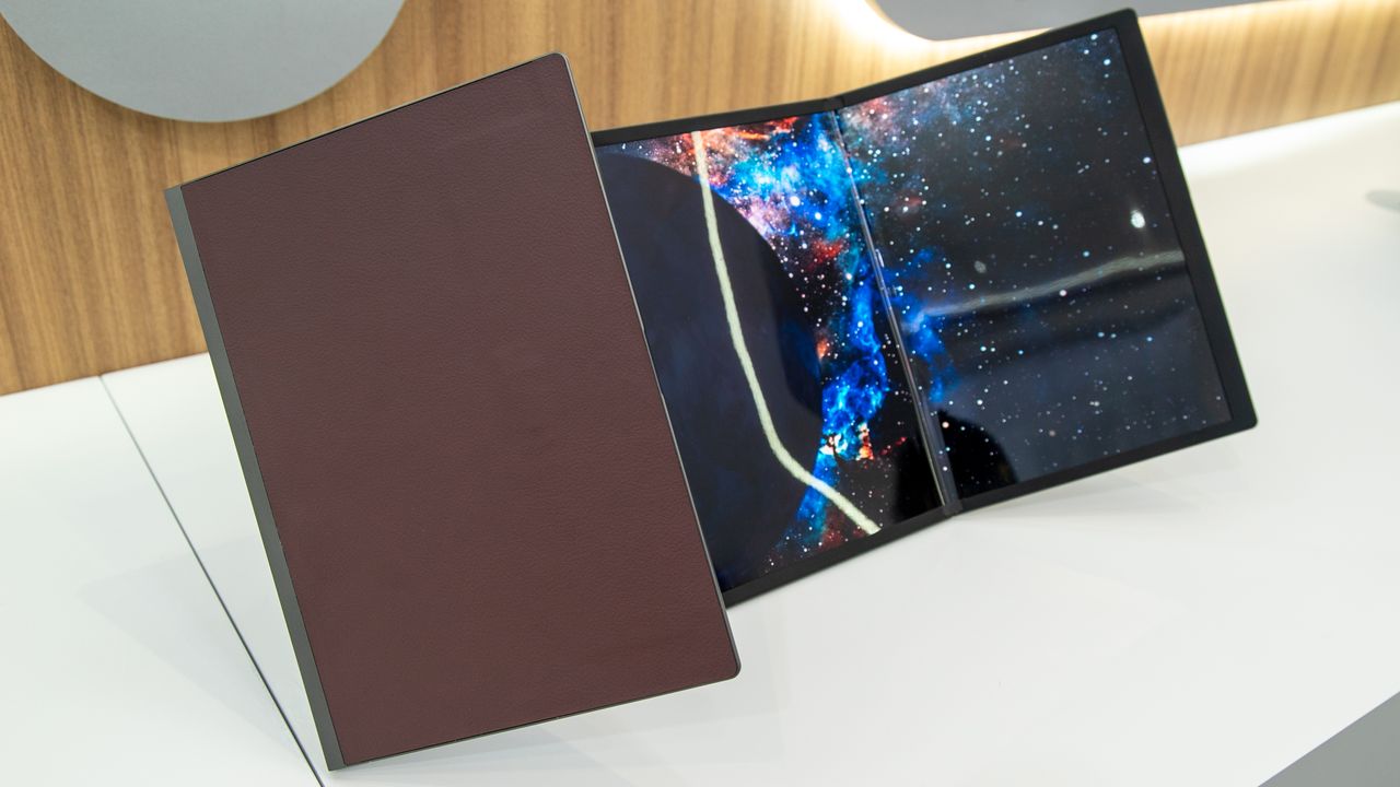 A trifold monitor