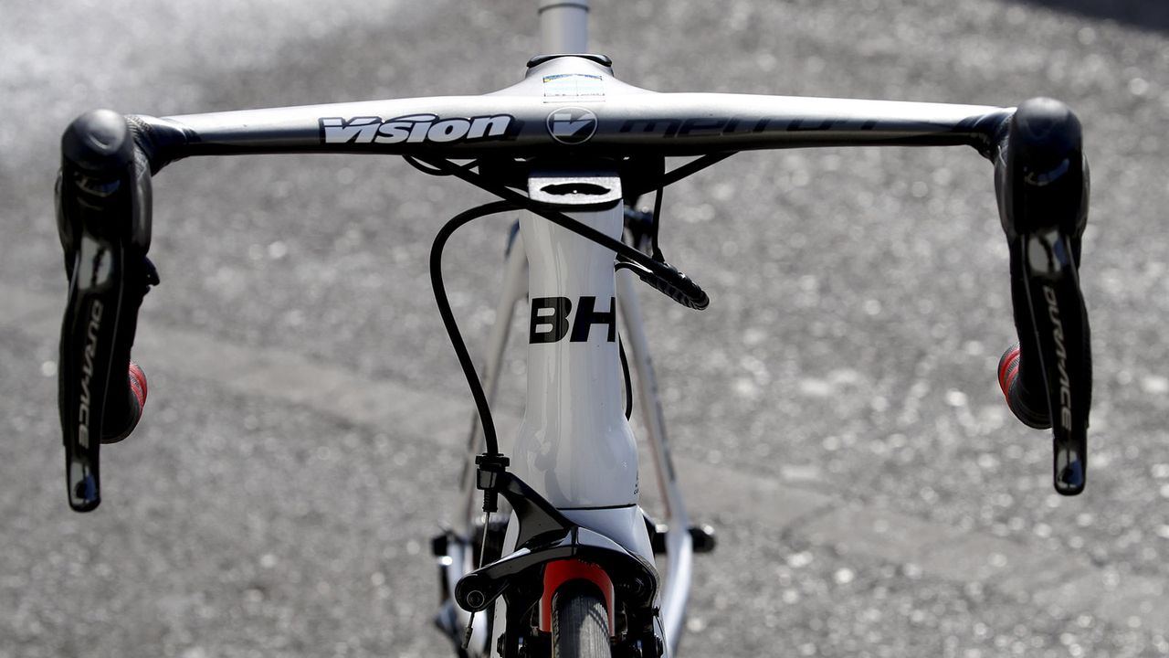 The front profile of the bike is focused on improving aerodynamics