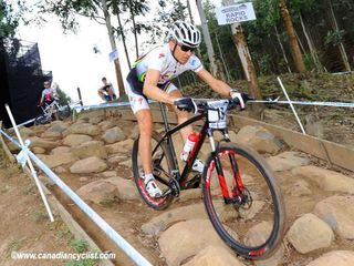 Christoph Sauser (Specialized Racing) was smooth through the rocks