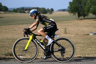 Defending champion Pauline Ferrand-Prévot falls further out of contention in Tour de France Femmes on stage 5