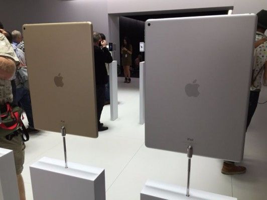 iPad Pro Hands-On: Big Screen Means Big Possibilities | Laptop Mag