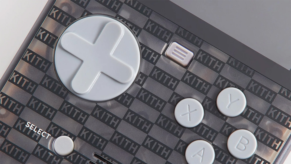 Kith Capcom Evercade console, a gret transparent handheld retro console