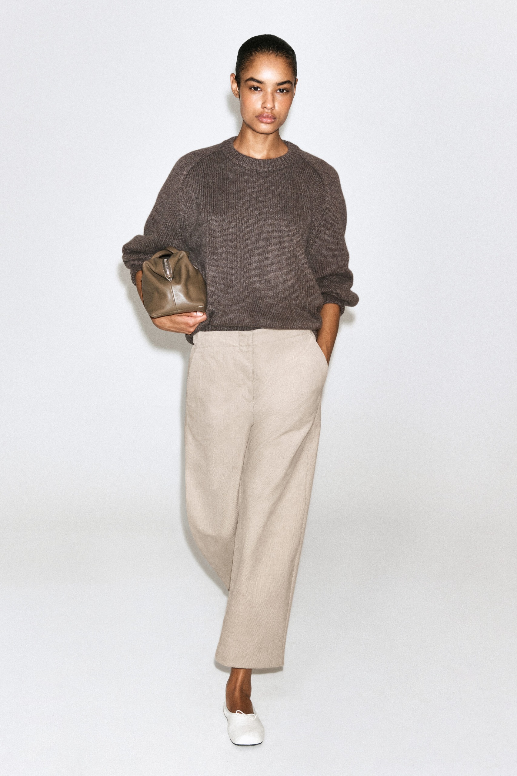 Corduroy Barrel-Leg Pants