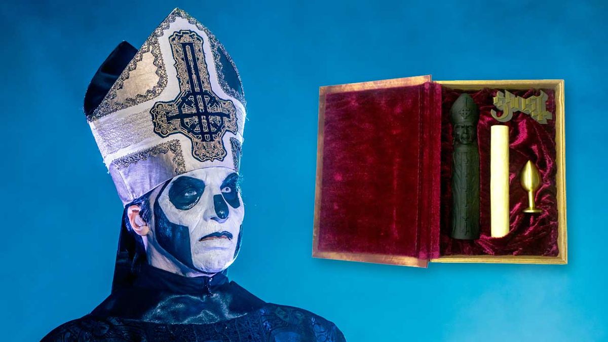 Ghost&#039;s Papa Emeritus III onstage