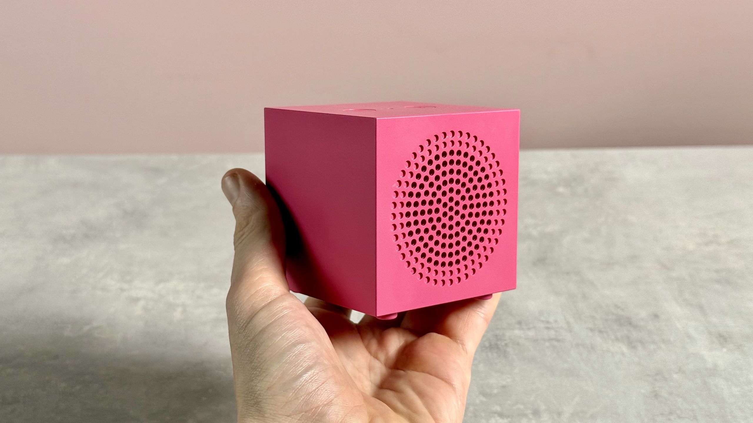 Speaker Kallsup yang mungil dan dapat ditumpuk dari IKEA memungkinkan Anda ‘membangun gedung pencakar langit sonik Anda sendiri’, dan kini speaker tersebut dijual dengan harga $10 per buah