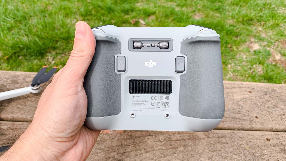 DJI Mini 3 Pro controller