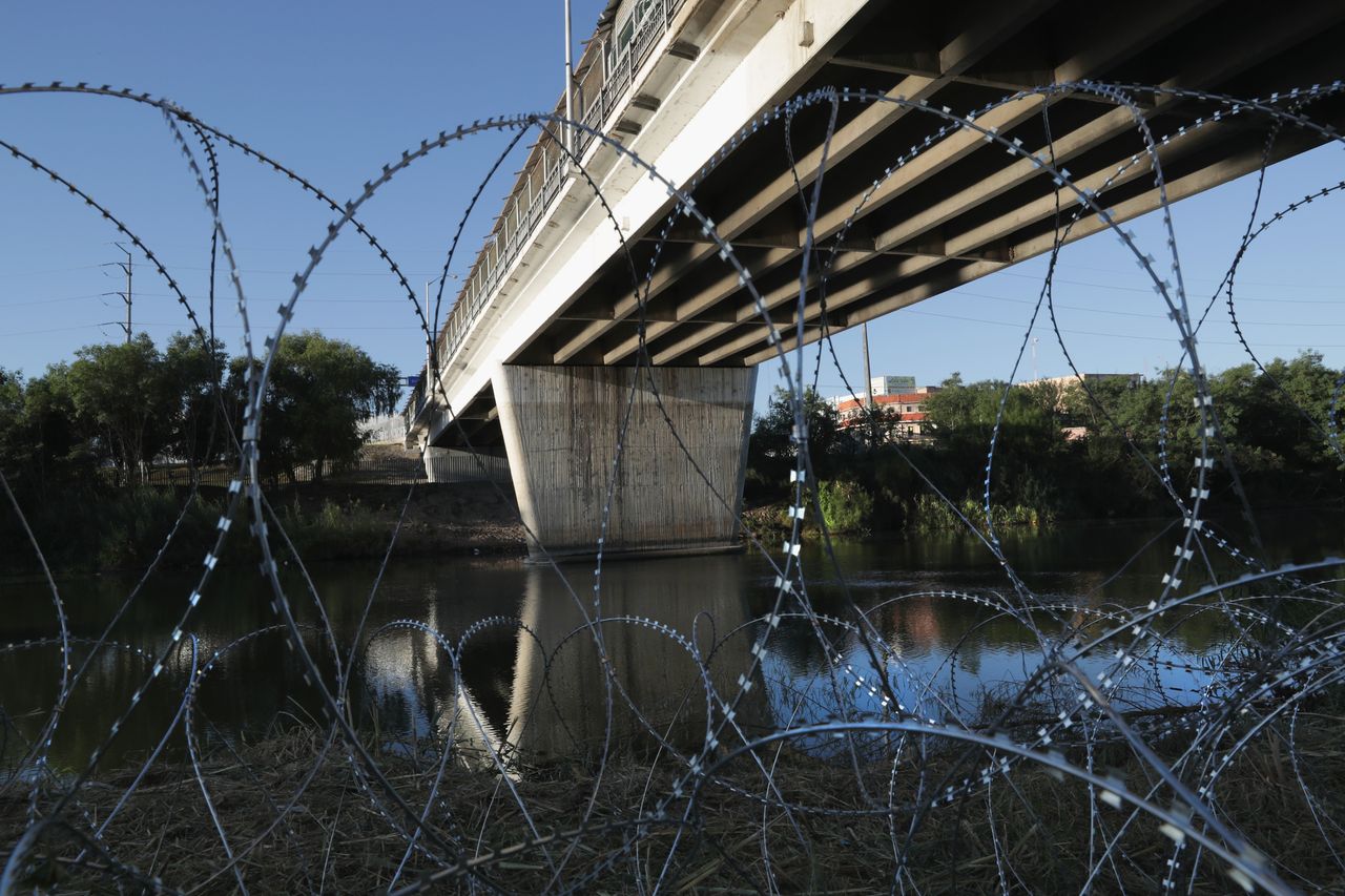 U.S. Mexico Border. 