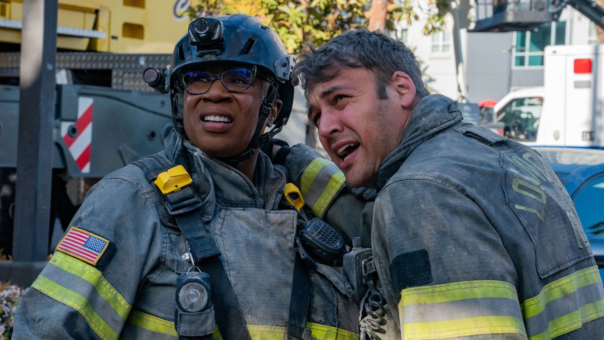 Aisha Hinds and Ryan Guzman in 9-1-1 season 6