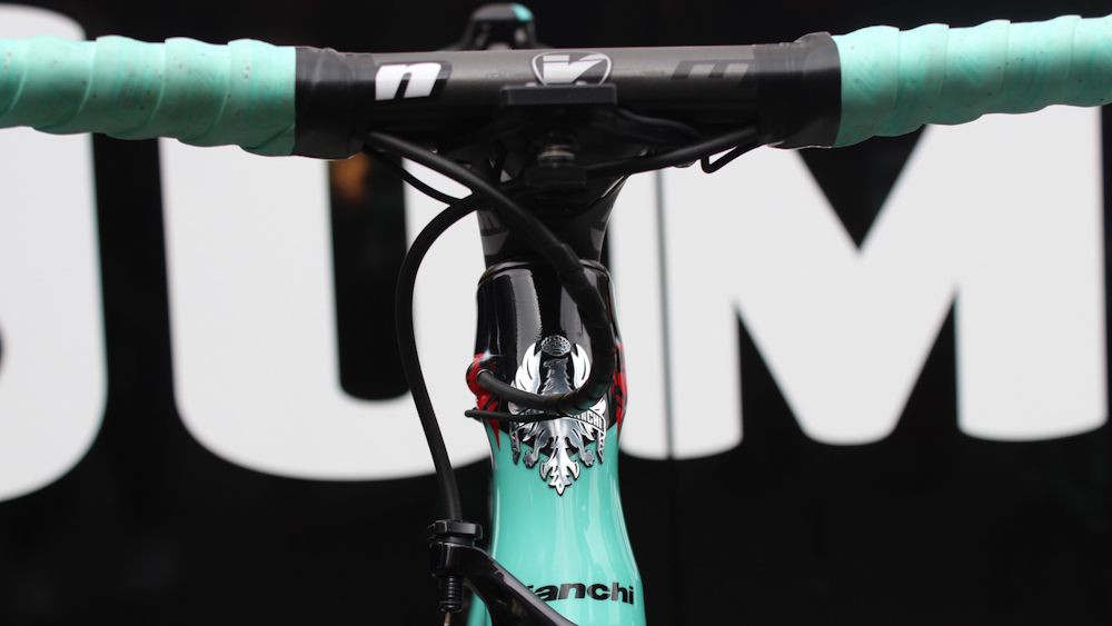 The hourglass profile of the headtube is a common feature in aero race bikes